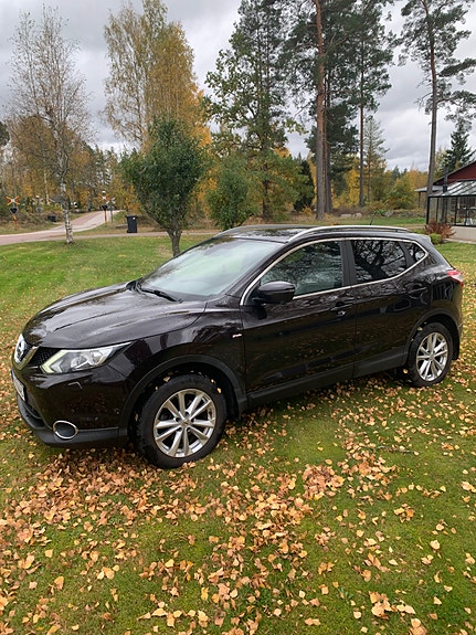 Nissan Qashqai 2 of 5
