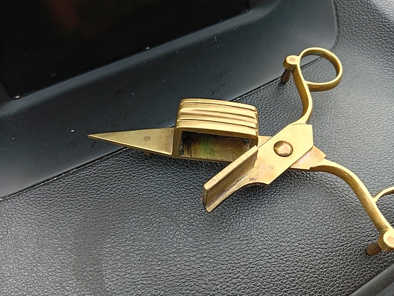 Product image 1 of 2