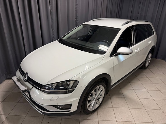Volkswagen Golf Alltrack 25 of 30