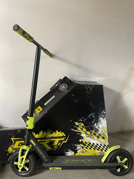 Product image 1 of 3