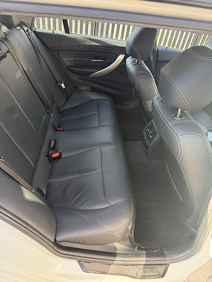 BMW 320d 6 of 6