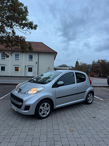 Peugeot 107 6 of 8