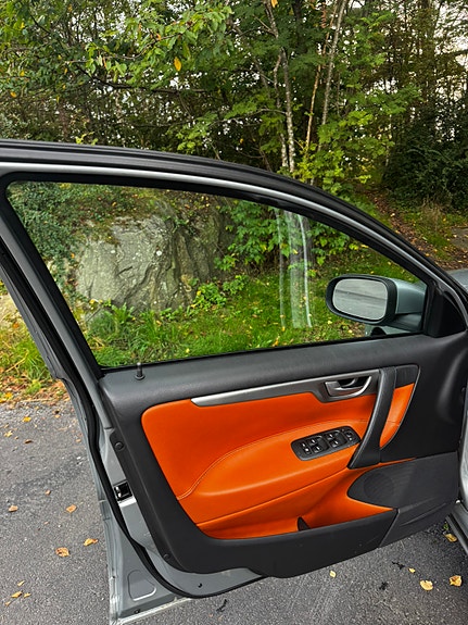 Volvo S60 8 of 16