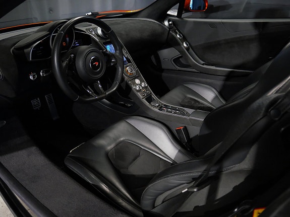 McLaren MP4-12C 9 of 25