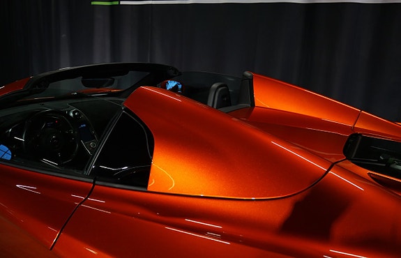 McLaren MP4-12C 21 of 25