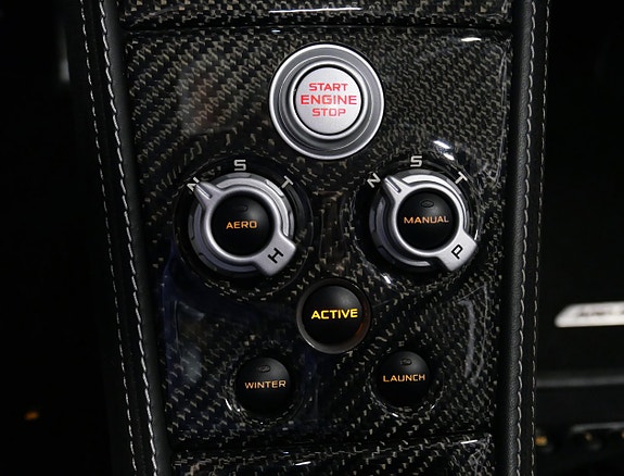 McLaren MP4-12C 16 of 25