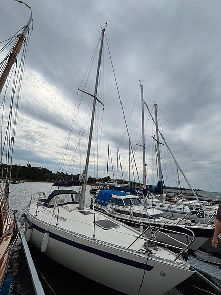 Comfort 32 7 of 9