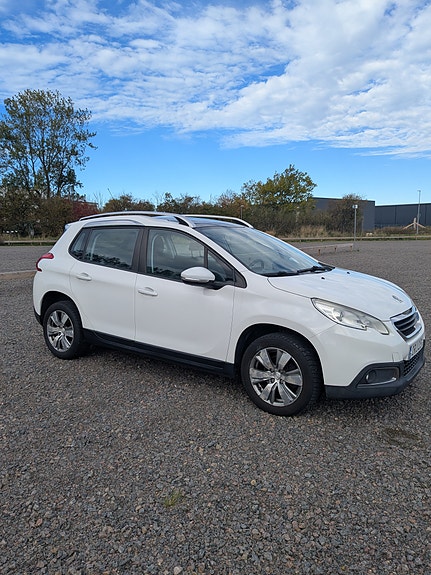 Peugeot 2008 6 of 11