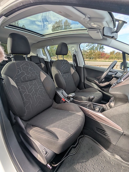 Peugeot 2008 11 of 11