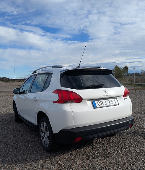 Peugeot 2008 4 of 11