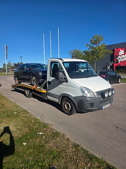 Iveco Daily 35S11 2 of 8