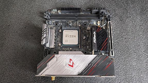 Product image 1 of 3