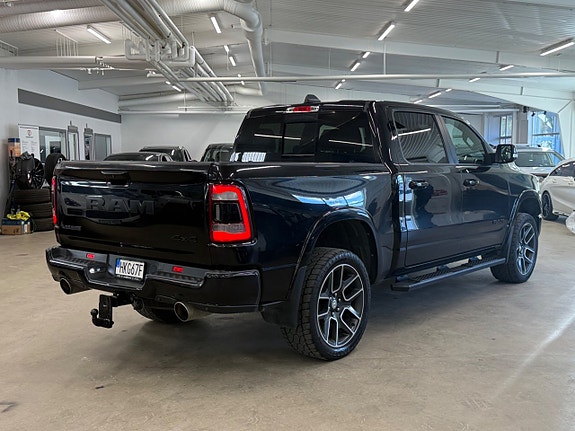 Dodge RAM 1500 3 of 17