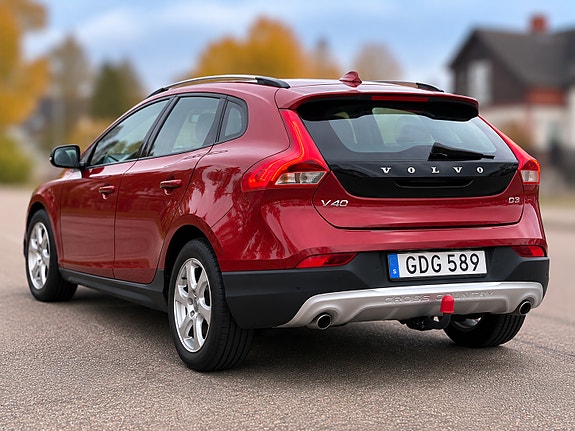 Volvo V40 Cross Country 5 of 14