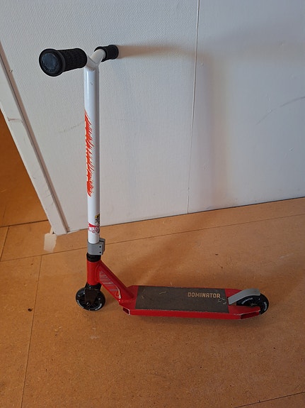Product image 1 of 4