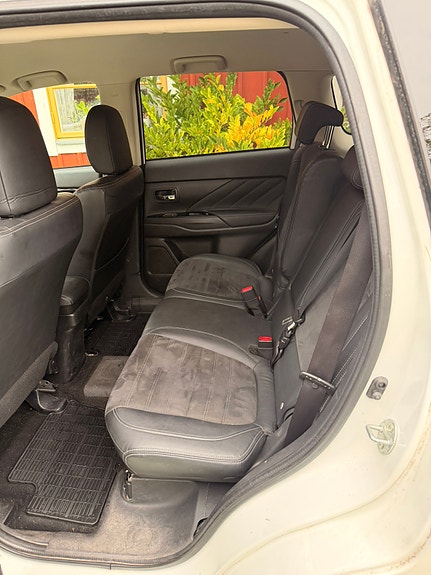 Mitsubishi Outlander 8 of 10
