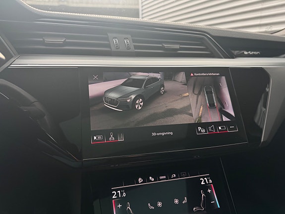 Audi Q8 e-tron 27 of 30