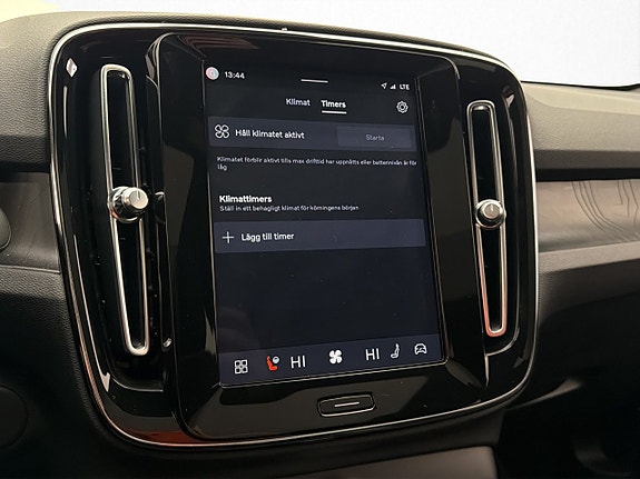 Volvo C40 24 of 30