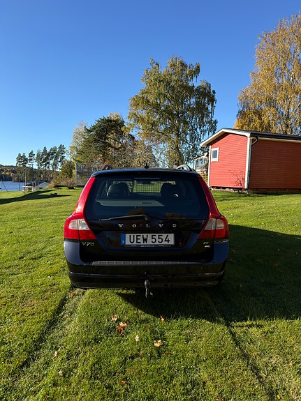 Volvo V70 4 of 13