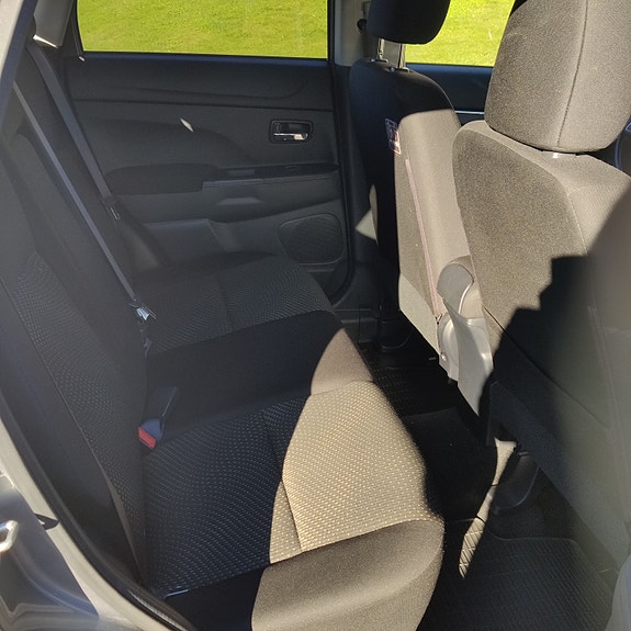 Mitsubishi ASX 11 of 13