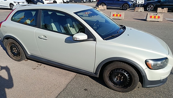 Volvo C30 2 of 4