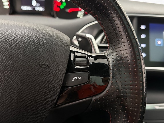 Peugeot 308 20 of 30