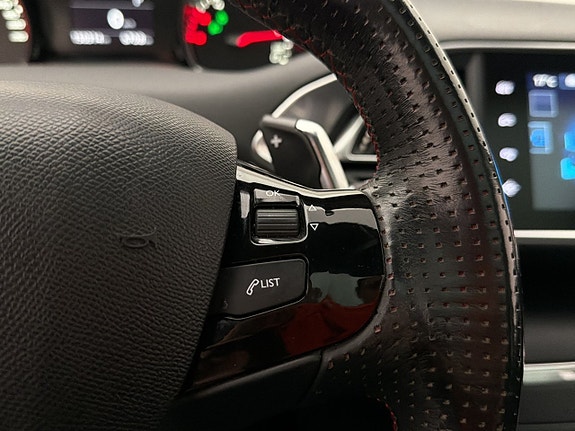 Peugeot 308 21 of 30