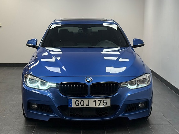 BMW 320d 19 of 23