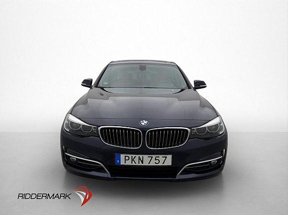 BMW 320 2 of 30
