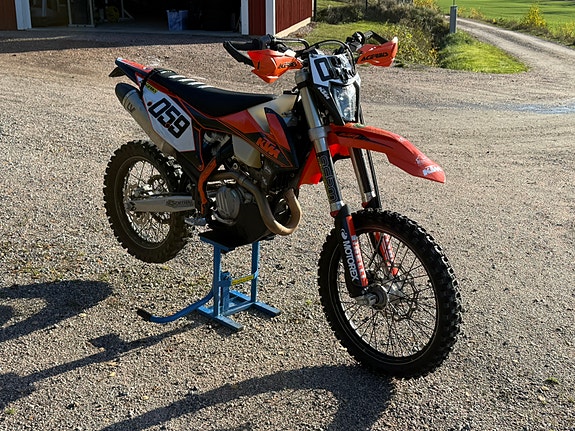 KTM 3 of 9