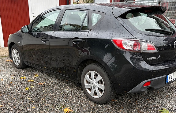 Mazda 3 3 of 9