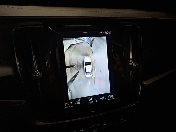 Volvo S90 29 of 30