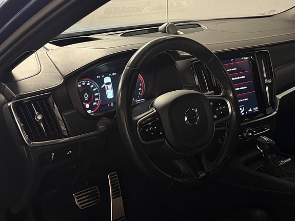 Volvo S90 13 of 30