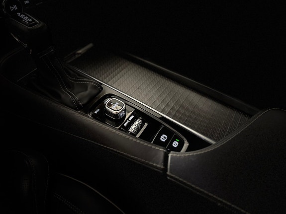 Volvo S90 19 of 30