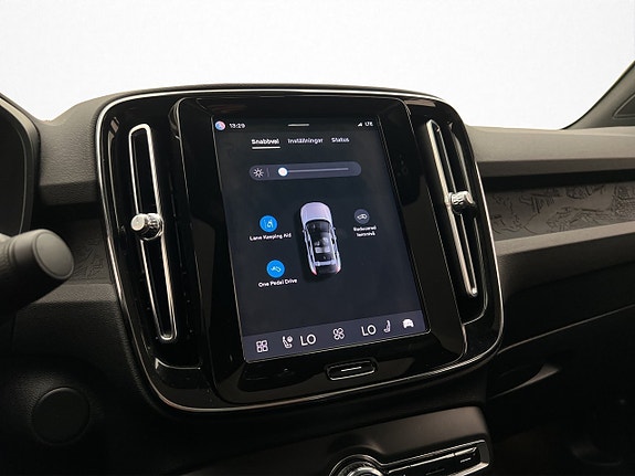 Volvo C40 23 of 30