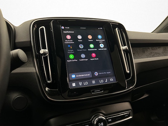 Volvo C40 20 of 30