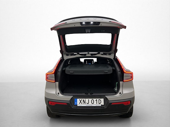 Volvo C40 28 of 30