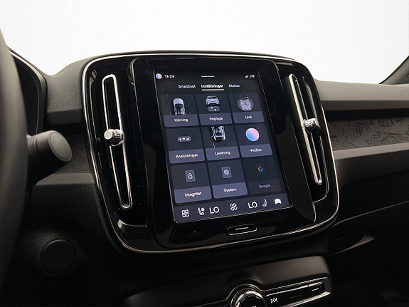 Volvo C40 24 of 30