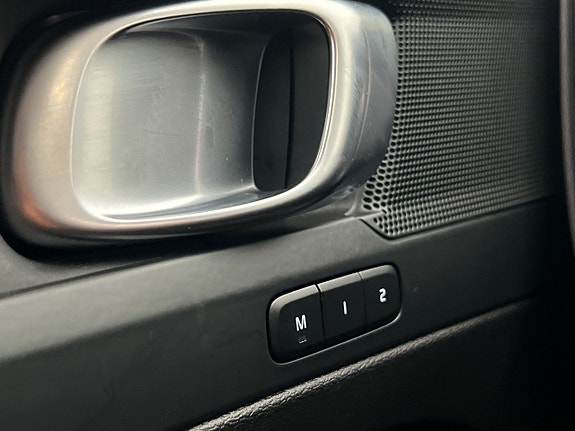 Volvo C40 14 of 30