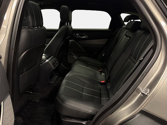 Land Rover Range Rover Velar 18 of 26