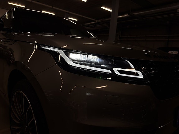 Land Rover Range Rover Velar 26 of 26