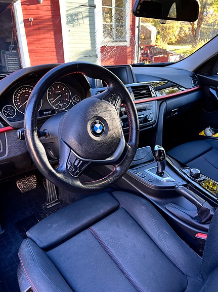 BMW 320d 2 of 7