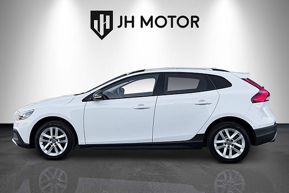 Volvo V40 Cross Country 3 of 19