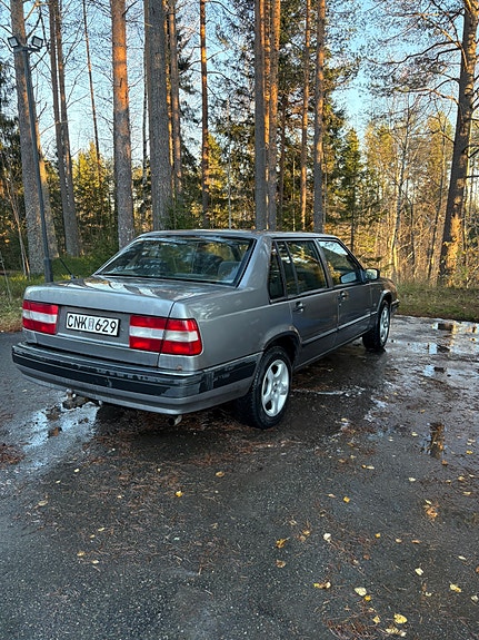 Volvo 940 2 of 15