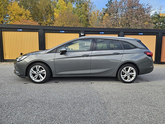 Opel Astra 9 of 22