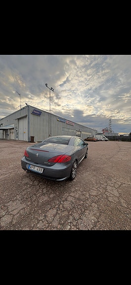 Peugeot 307 CC 2 of 6