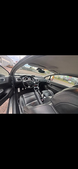 Peugeot 307 CC 6 of 6