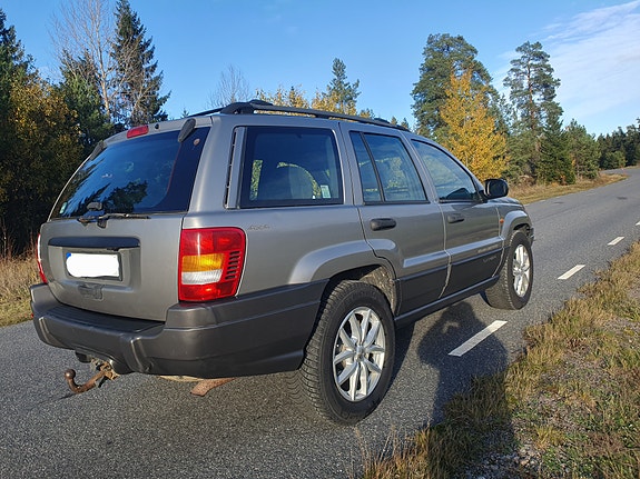 Jeep Grand Cherokee 4 of 4