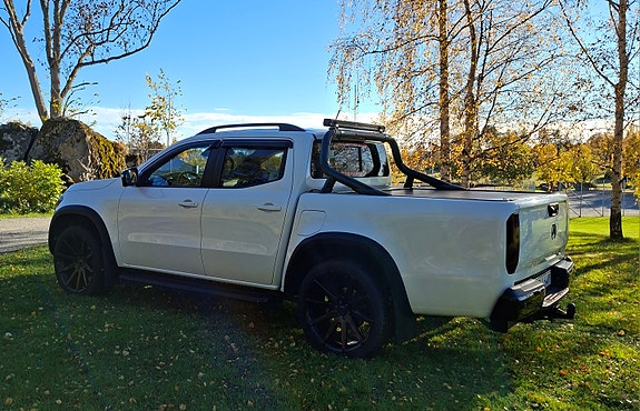 Mercedes-Benz X350 d 3 of 13