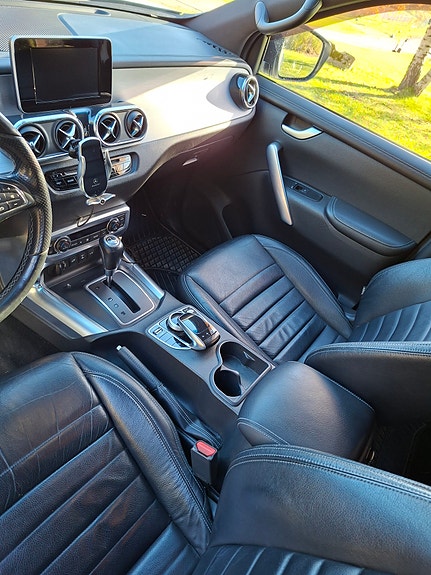 Mercedes-Benz X350 d 12 of 13